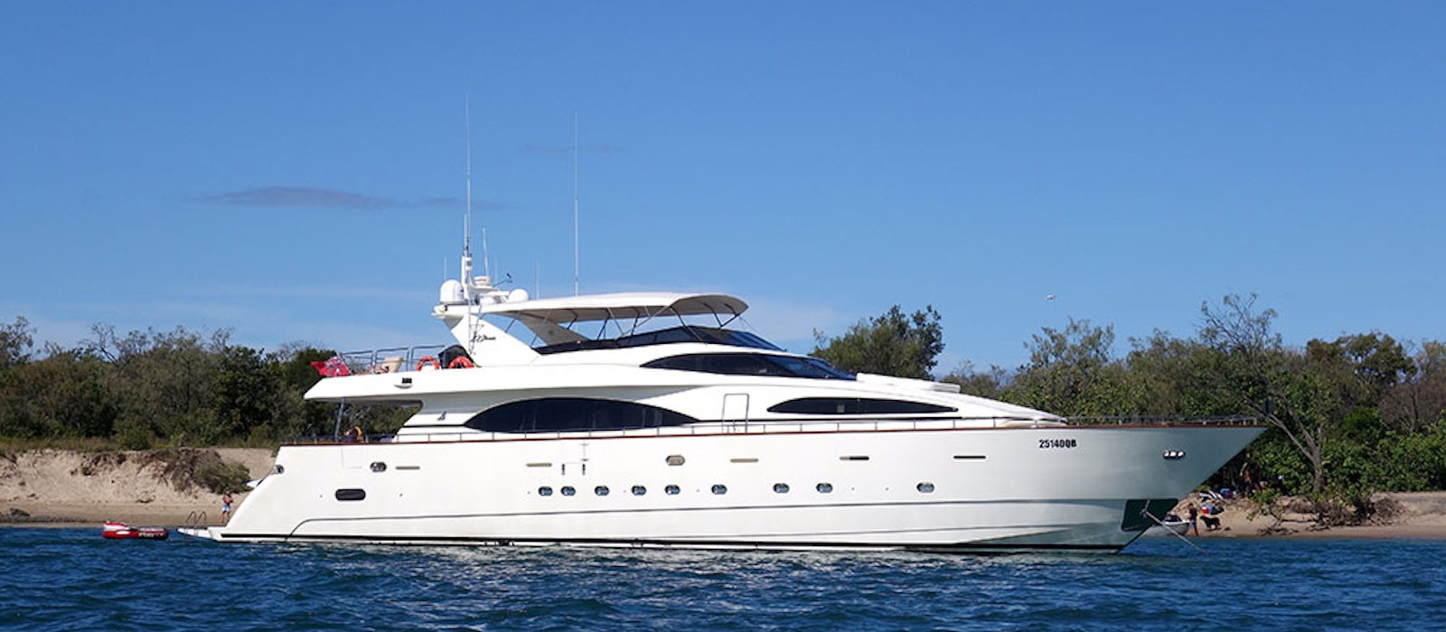 Side profile image of Lady Pamela luxury boat hire