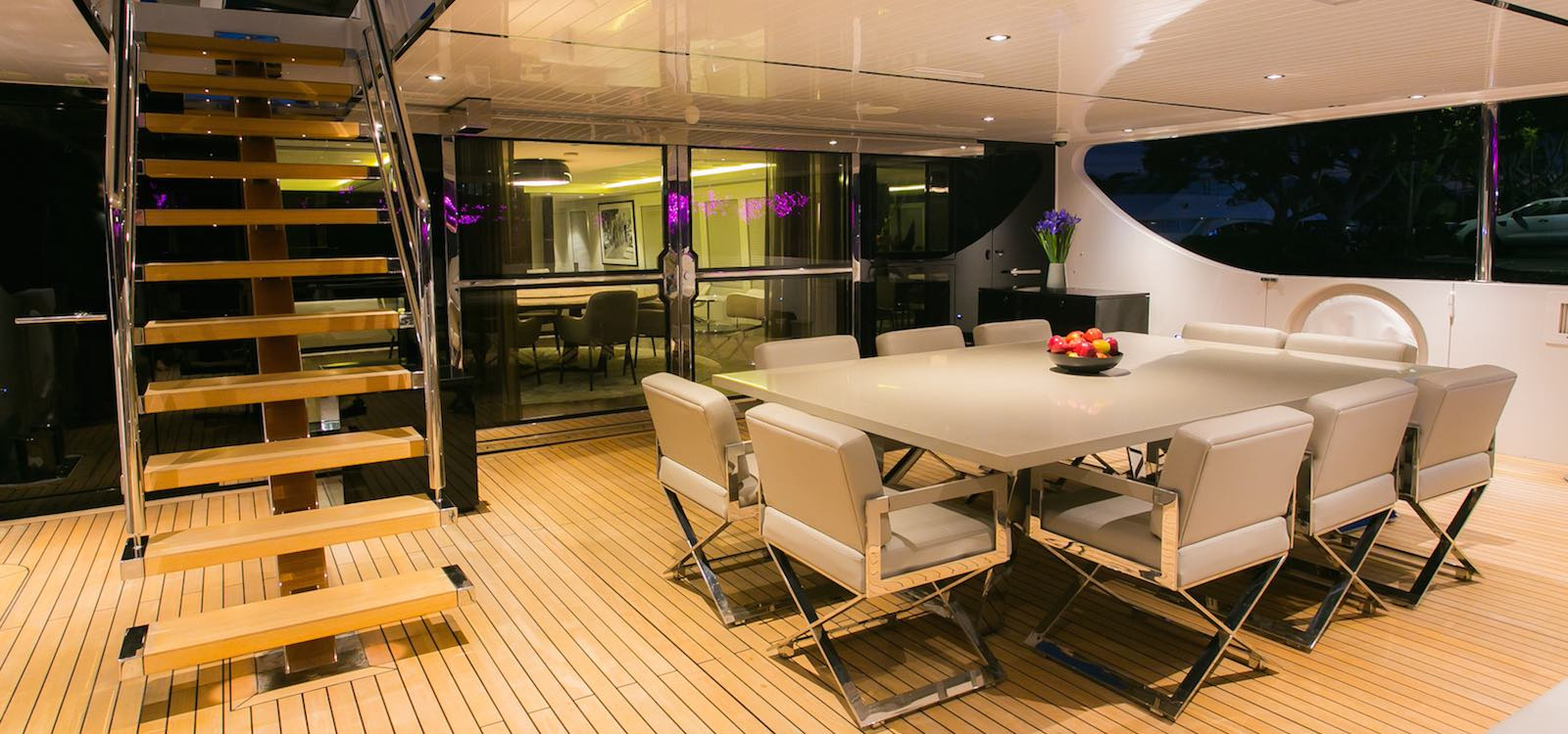 Formal dining on Sahana luxury boat hire