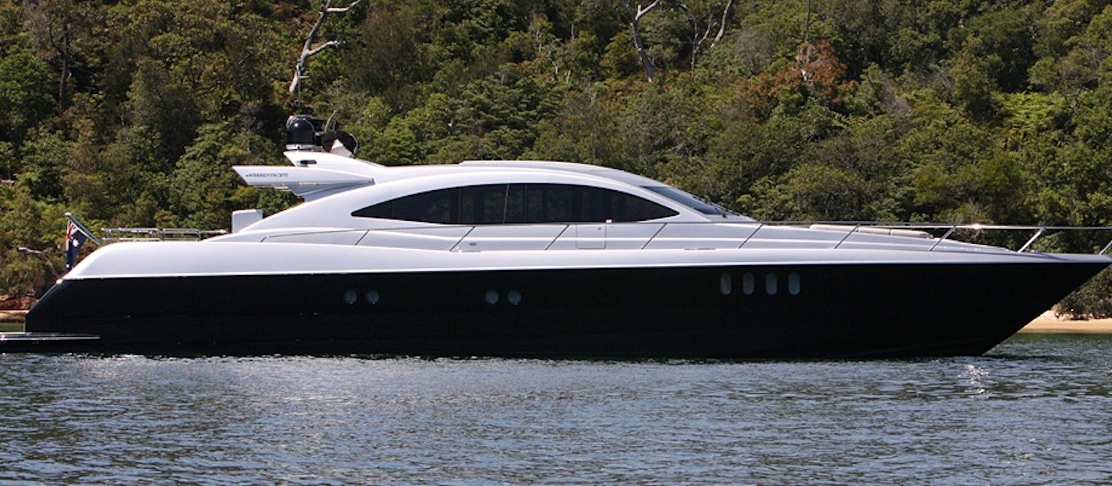 Profile image of luxury boat hire on Ghost I