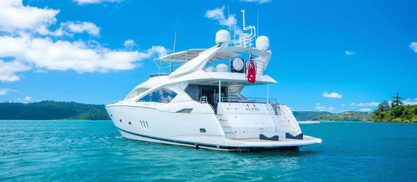 Alani luxury boat hire stern view
