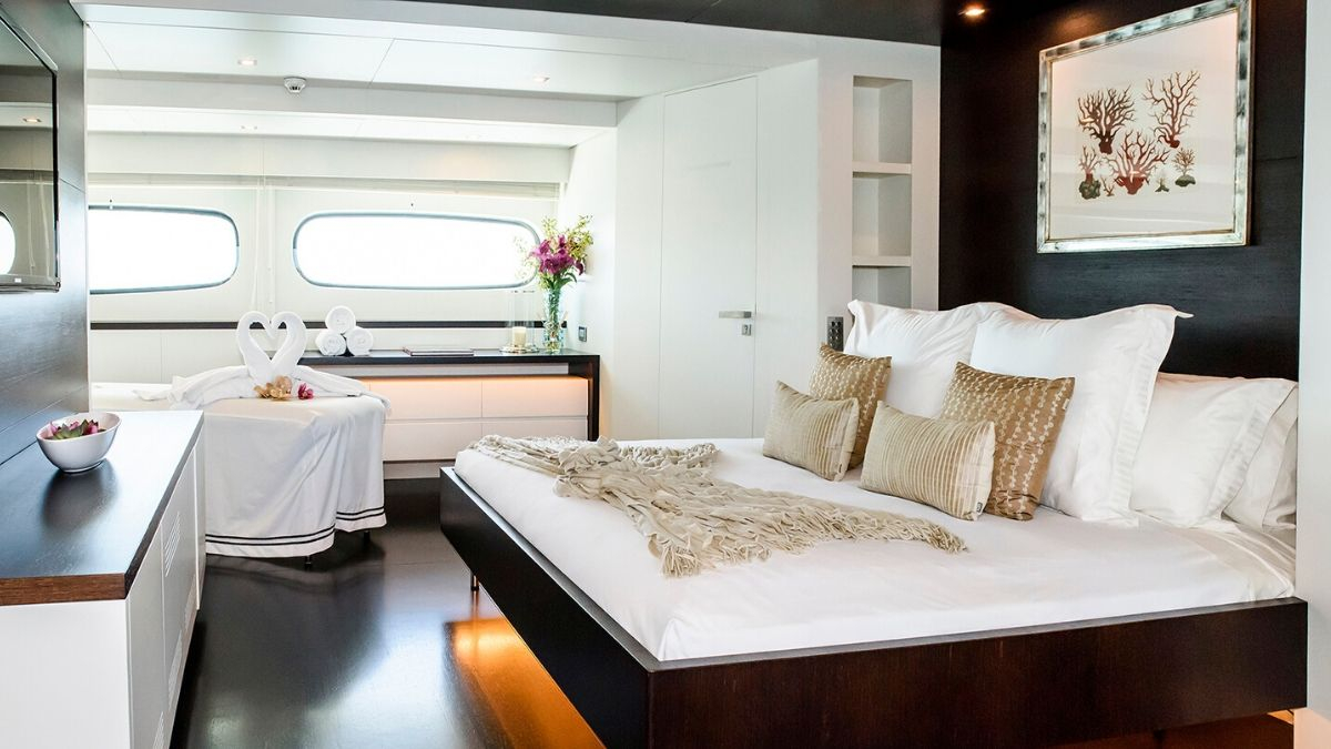 Infinity Pacific is one of the most beautiful superyachts in Sydney. It features beautiful cabins for maximum relaxation.